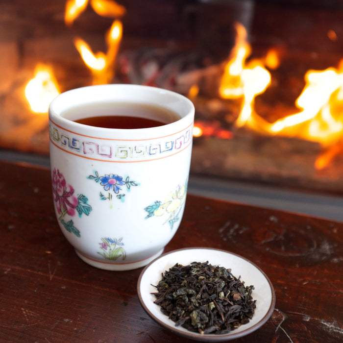 Organic Russian Caravan Tea | Smoky Loose Leaf Blend | Little Red Cup